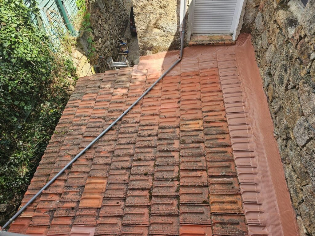 Hydrofuge toiture Eyguières